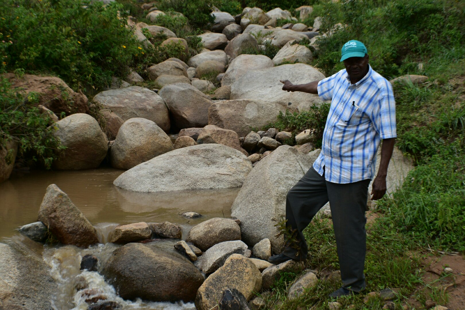 The Drying Lake Victoria Influent Rivers